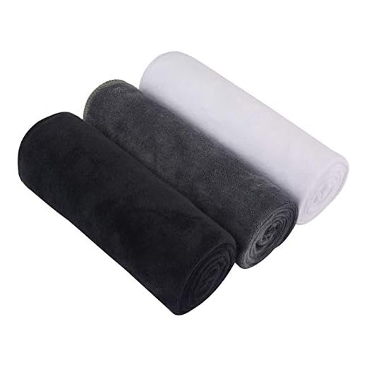 SINLAND Microfiber Gym Towels Sports Fitness Workout Sweat Towel Fast Drying 3 Pack 16 Inch X 32 Inch (1black1white1grey)
