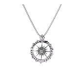 La belleza de la luna y las estrellas queda reflejada de manera imponente en este collar con baño de oro rosa de estilo romántico y desenfadado