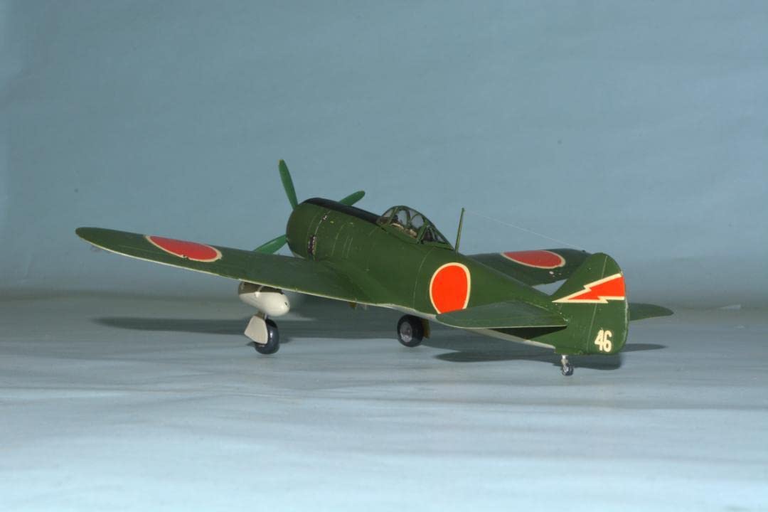 Amazon | 完成品 148 日本陸軍 四式戦闘機『疾風』飛行第11戦隊