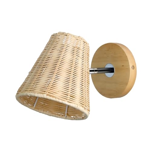 Apliques de pared de ratán para iluminar tu salón con calidez 5