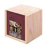 Polyvalente et élégante, cette boîte en bois est parfaite pour ranger vos bijoux, accessoires ou servir comme un coffret cadeau unique