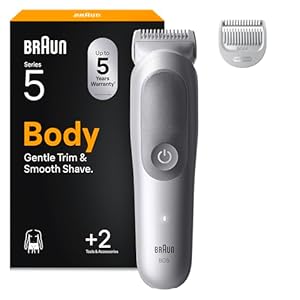 Braun Bodygroomer Series 5, Elektrischer Körperrasierer Herren mit 2 Zubehörteile, Kabelloser Trimmer für Intimbereich und Körper, 100 Min Akku, Wasserdichter Körperhaartrimmer, BG5500, Grau