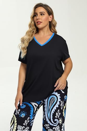 Image of Vozanet Women's Pajamas Set Soft V Neck Sleepwear Top and Capri Pj Lounge Sets Cartoon Heart Shape Cat Nighty Plus Size