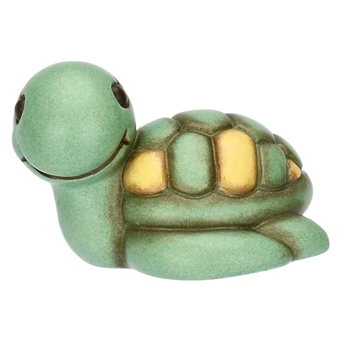 Emozioni da collezionare, icone che fanno sognare; la Mini Tartaruga Betta in ceramica unisce simpatia e delicatezza: simbolo di pazienza e longevità, cattura l'essenza del mare ed è ottima per chi cerca serenità e originalità