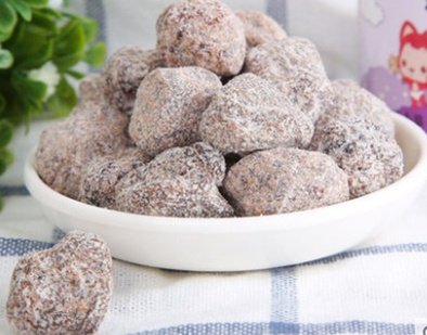 Specialty Snacks Preserved Fruits (salted dark plums 5.6oz)