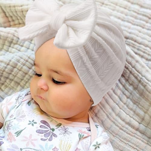 Bonnet naissance fille idéal pour la maternité et sorties en poussette