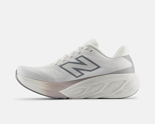 Image of New Balance Women 880 Running Shoes