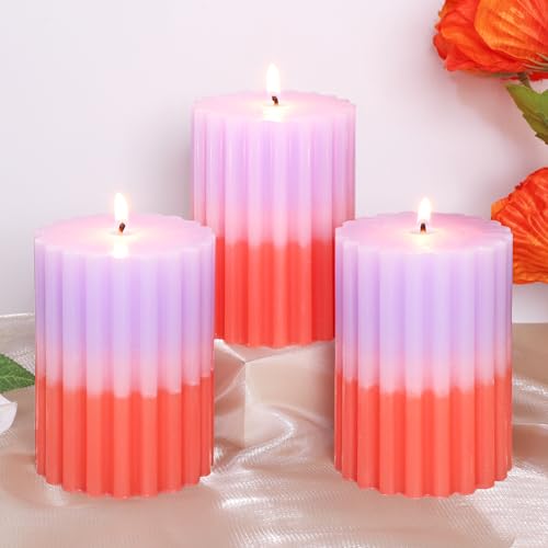 FLAVCHARM Velas de pilar acanaladas con aroma a vainilla y coral morado degradado de 3 x 4 pulgadas, hechas a mano, a rayas, estéticas, retro, texturizadas, para decoración bohemia del hogar, mesa de