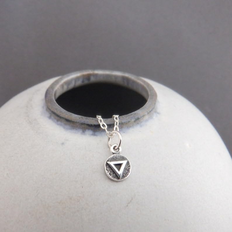Collar de agua en plata de ley 925 tallado con acabado chapado 2