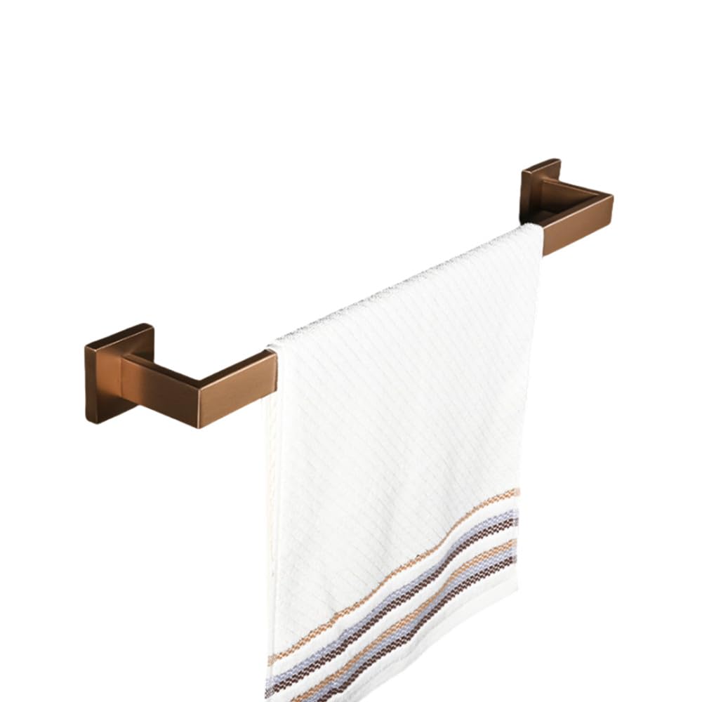 Matériel de salle de bain or rose brossé pour créer un cocon de douceur unique