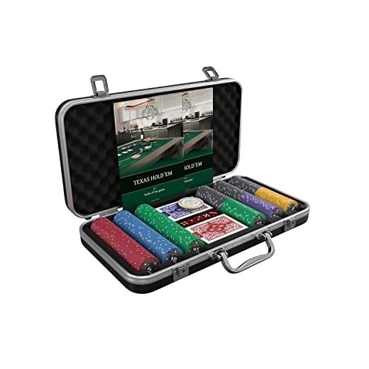Pokerkoffer Deluxe Pokerset mit 600 Ocean Champion Chips mit Metallkern á 12 g viel Zubehör Kartenmischer Kunststoffkarten Kartengeber Spielmatte Poker-Komplettset Black Jack Texas Holdem 4 Bullets Playing Cards - Pokerkoffer Silvio Deluxe Pokerset mit 300 Keramik Pokerchips, Poker-Anleitung, Dealer Button und Bullets Plastik Pokerkarten