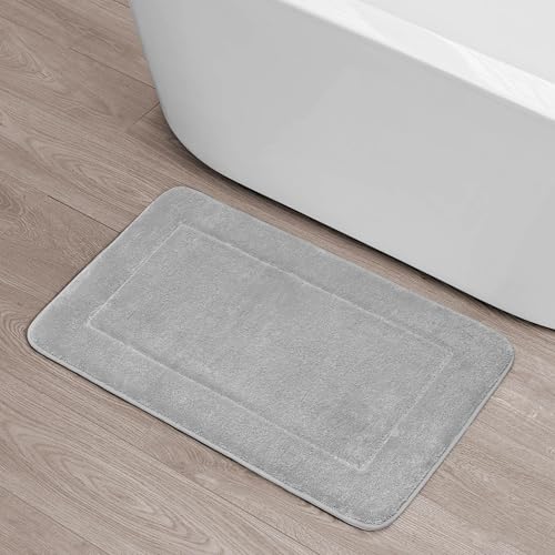 Oliver Brown - Terry Bath Mat, Memory Foam Bath Rug, Non-Slip, 100% Polyester, Premium Bathroom Decor, Machine Washable, Measures 20 in. x 32 in., Light Gray by Oliver Brown - Used condition - US$7.98