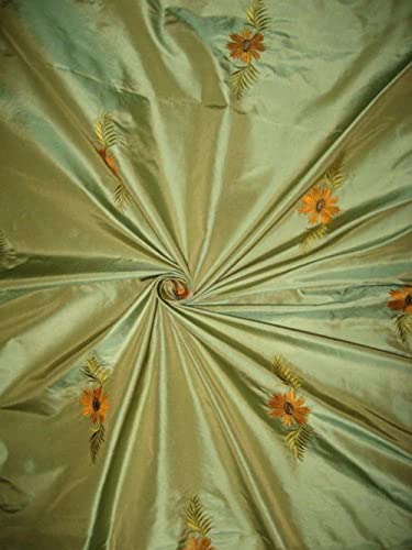 Taffetas de pure soie vert glacé brodé 137 cm : donnez vie à vos rêves de couture