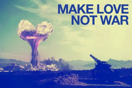 Poster Make Love Not War - Affiche décorative rétro format 61x91,5 cm pour salon