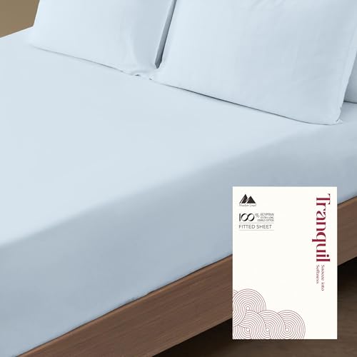 Mayfair Linen Luxury 100% Egyptian Cotton Queen Fitted Sheet Only - 800 TC Hotel Quality 1-Piece Deep Pocket Cotton Fitted Sheets, Sateen Weave Bottom Sheet, Fits Mattress up to 18 in - Light Blue