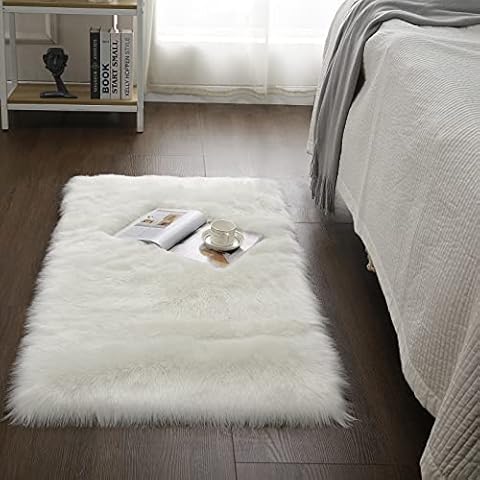 Tapis Cumay Peau d'agneau 70x135cm Cover
