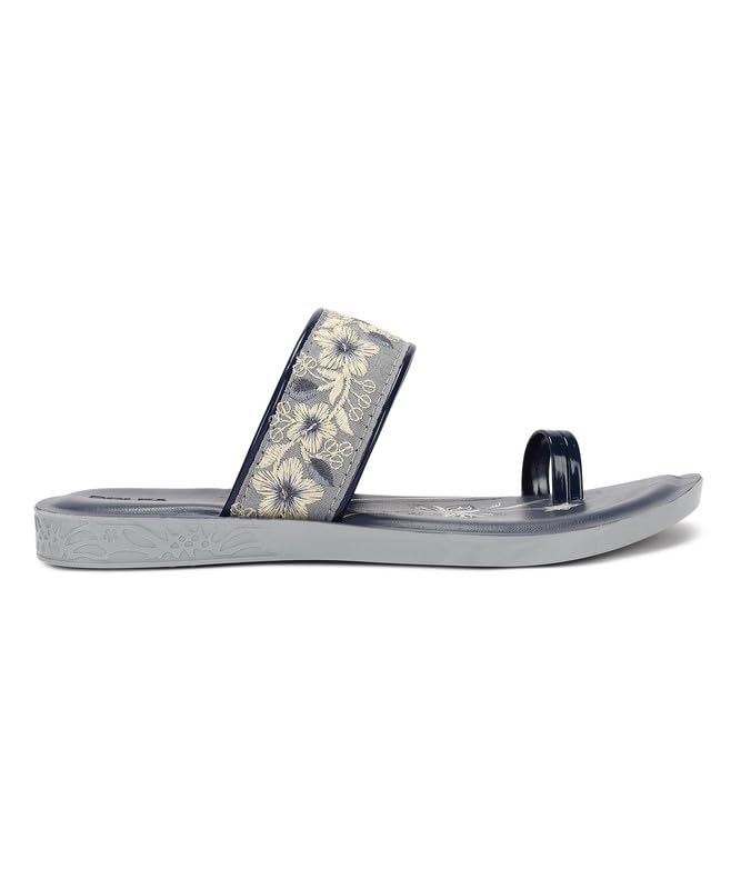 PARAGON PUK7019L Women Casual Sandals | Stylish Sandals with Cushioned Soles & Sturdy Build | Comfortable Everyday Sandals for Outdoor Use - Image 5