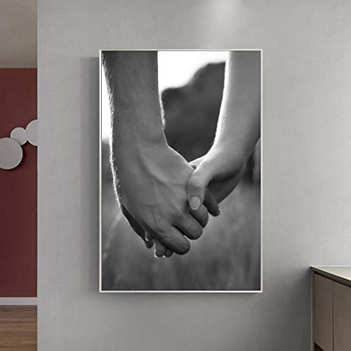 Affiche couple se tenant la main déco salon pour atmosphère chaleureuse