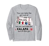 Para mujeres y niñas impresionantes que son patrióticas y orgullosas de ser de Xalapa, México. No puedes sacar el Xalapa de esta chica. ¿Vive o te mudaste de Xalapa? Regalo para mudarse de Xalapa. Divertido regalo patriótico Xalapa-Enríquez para mujer.