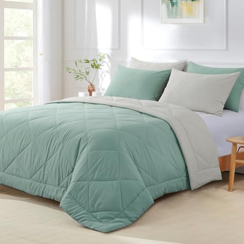 Aisbo Coverless Duvet Double 4.5 Tog - 200 x 200cm Sage Green Summer Duvet Cosy and Lightweight Quilt Reversible Comforter with 2 Pillowcases Green/Beige
