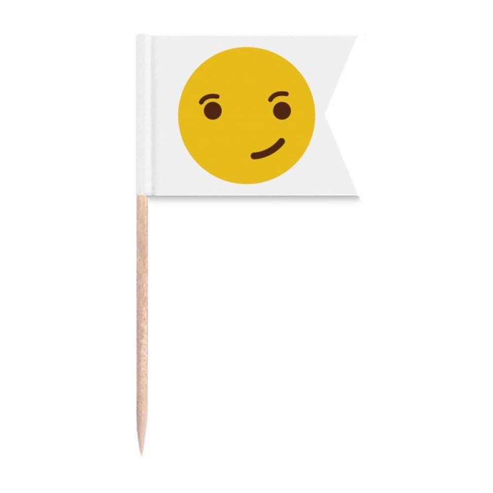 Gâteau de fête décoré d'une jolie plaque de fromage smiley jaune pour buffet