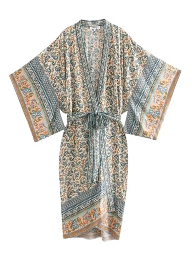 Robe kimono de plage légère pour camoufler les rondeurs avec style