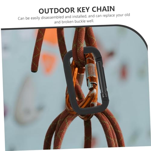 Boucles carrées noires : fixations robustes pour vos sacs de rando
