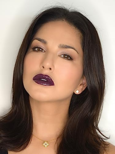 Image of STARSTRUCK BY SUNNY LEONE Glossy Liquid Lip Color, Purple| Highly Pigmented, Hi-Shine & Non-Sticky Formula | Lip Gloss For Girls, Women | Wine