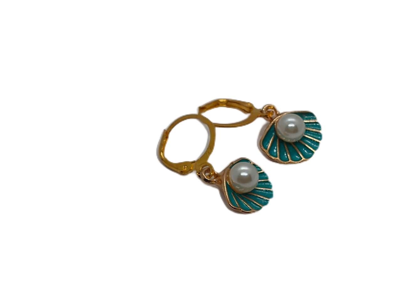 See full amazon price history chart for product image Earrings for Women & Girls| Shell with pearl earrings| Accessories Jewellery| Birthday & Anniversary Gift| Adorable & Stylish Earrings| Teal blue product image Earrings for Women & Girls| Shell with pearl earrings| Accessories Jewellery| Birthday & Anniversary Gift| Adorable & Stylish Earrings| Teal blue (B0D8TVN98S) Amazon Price History, Amazon Price Tracker