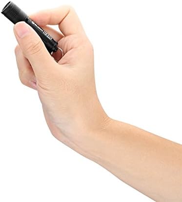 OLIGHT I3E EOS 90 Lumens Miniature LED Keychain Flashlight Use AAA Battery (Black)