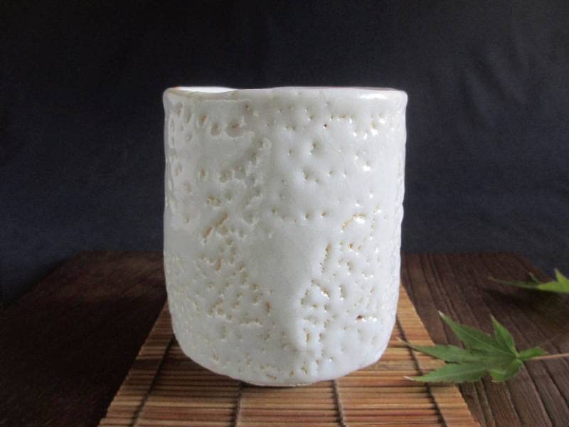 【新品】源九郎窯 加藤 健 湯呑 楽天市場】ぐい呑み □ 源九郎窯 加藤健作 灰被 志野 ぐい呑（共箱