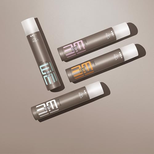 Foto von Wella EIMI Dynamic Fix Styling Spray – 45 Sekunden Haarspray für ein flexibles Styling – mit UV-Schutz-Formel und Schutz vor Feuchtigkeit und Hitze – 1 x 300 ml