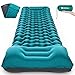 AKSOUL Matelas de couchage de camping avec oreiller : Matelas pneumatique autogonflant ultraléger extra épais de 3,9 pouces, compact et léger pour le sac à dos, le camping, la randonnée, Bleu Paon