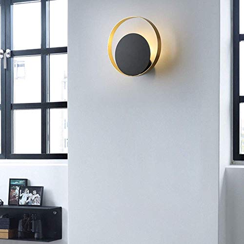Lampe de chevet créative pour optimiser l'éclairage de l'allée