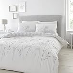 Catherine Lansfield Meadowsweet Floral Reversible King Duvet Cover Set with Pillowcases White