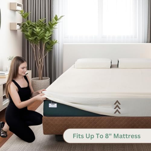 Image of Dreamzee GOTS Certified 100% Organic & Waterproof Mattress Protector | Soft, Breathable & Spill Proof Fitted Mattress Cover | King Size (78x72 Inches)