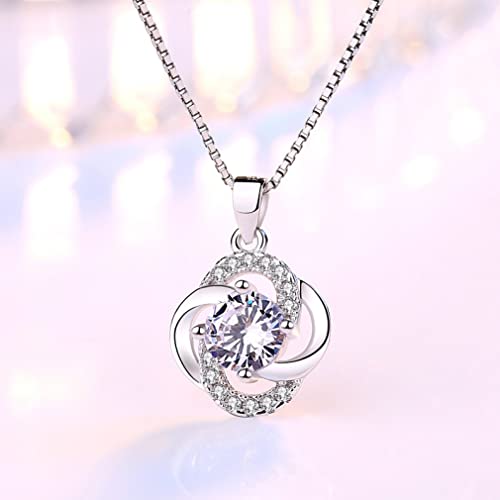 Collier fleurs violettes en argent pour illuminer vos tenues d'été et de soirée