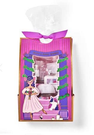Miniatura 3 de Bath and Body Sweet Pea A Sweet Treat For My Favorite Mini Gift Set Bag  Fragancia en bruma  Loción corporal y gel de manos dentro de una bolsa de