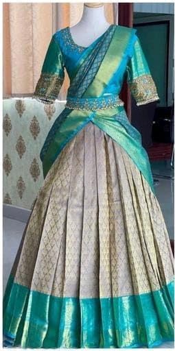 Image of RENVAANI FASHION Women's Indian Traditional Unstitched Kanjivaram Silk Pure Zari Weaving Lehenga Choli Along With Dupatta Attach With Unstitch Blouse Piece, Half Saree (HALF SAREE HT040 BT RED KUKDO)