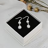 ❁ Regalo perfecto: los pendientes de perlas serán un regalo especial para mujeres, mamás y niñas. Puede usarlo en cualquier ocasión, como cumpleaños, aniversario, graduación o una fiesta en particular. Te hace más atractivo, encantador, a la moda y capta la atención de la gente.