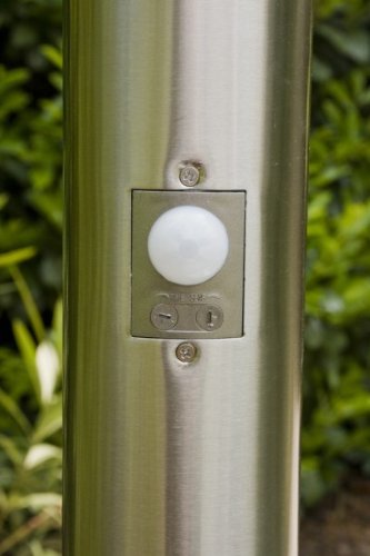 Lampada da esterno Caserta con rilevatore di movimento, lampada a base moderna in acciaio inox, luce di percorso 110 cm, lampada da giardino, E27, illuminazione da giardino IP44, senza lampadina/e