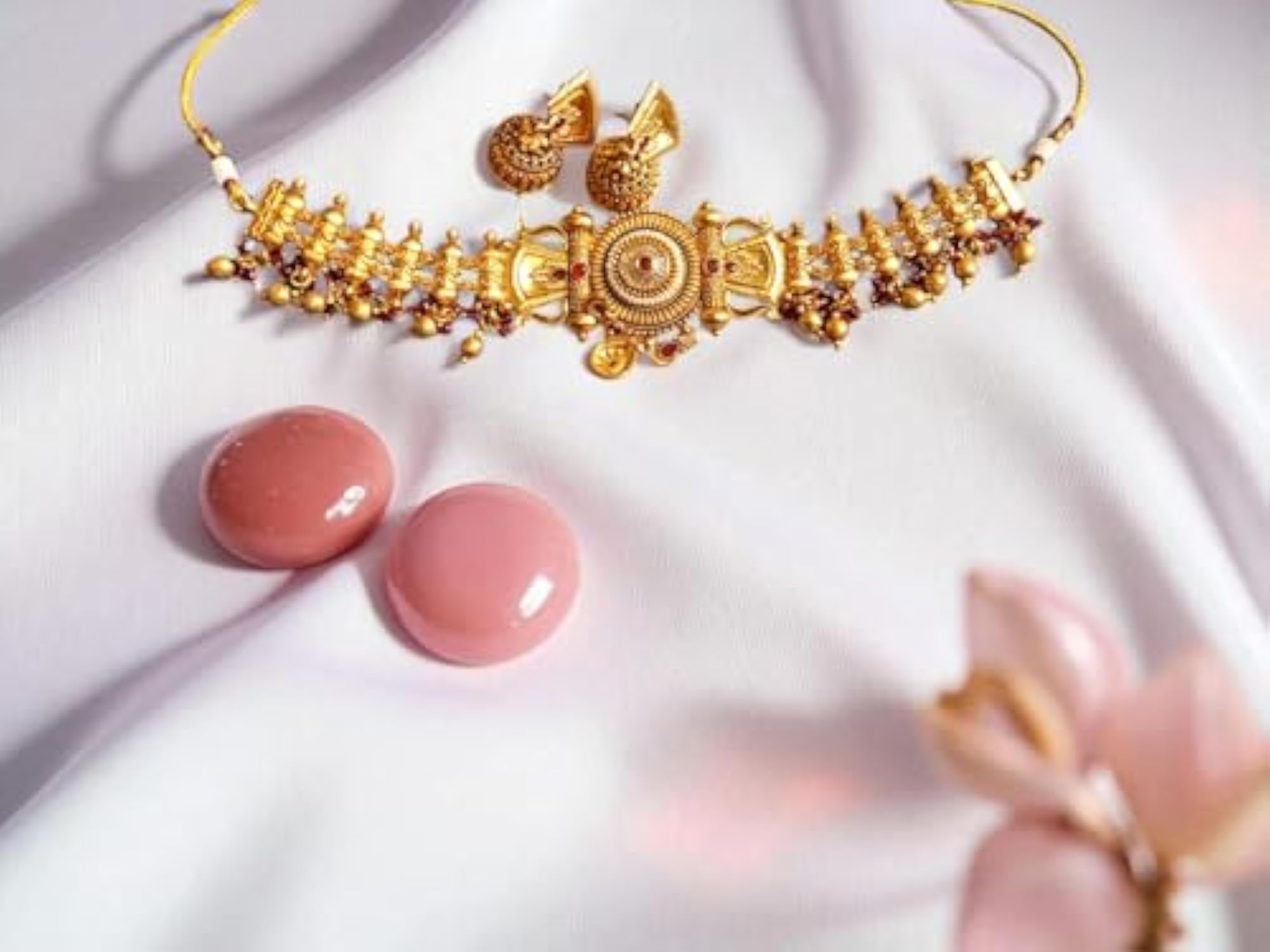 Traditional Necklace, Elegant Design for Women