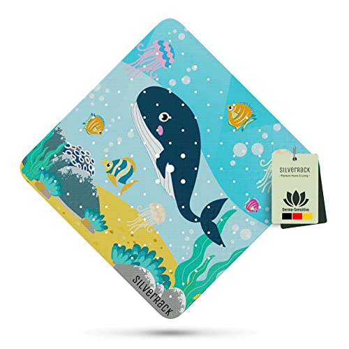 SilverRack Kinder Duschmatte rutschfest 53x53 cm (Wal Motiv) - Antirutschmatte Dusche BPA frei für Kinder - Badematte rutschfest, maschinenwaschbar u. schimmelresistent - Bedruckte Duscheinlage Cover