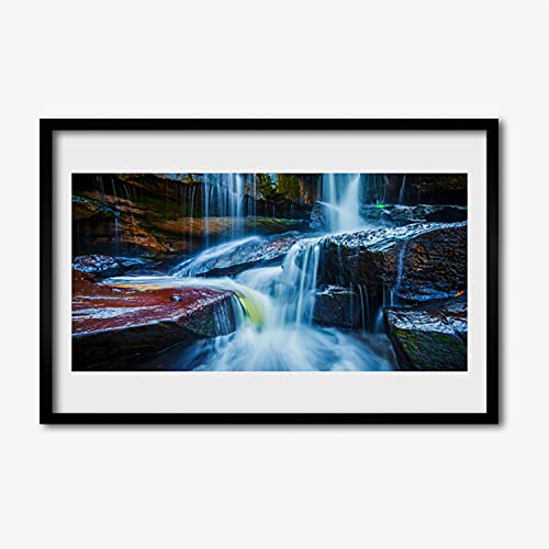 Rochers cascade rivière nature imprimés sur une affiche encadrée 60x40 cm de marque Tulup