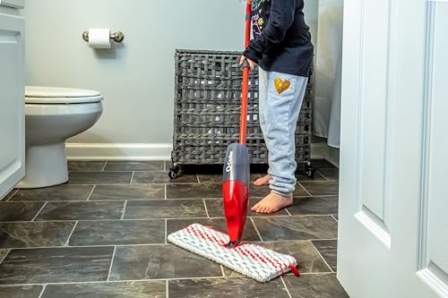 O-Cedar, Microfiber Pastic, Removes 99% of Bacteria With Just Water, Spray Mop with 2 Extra Refills