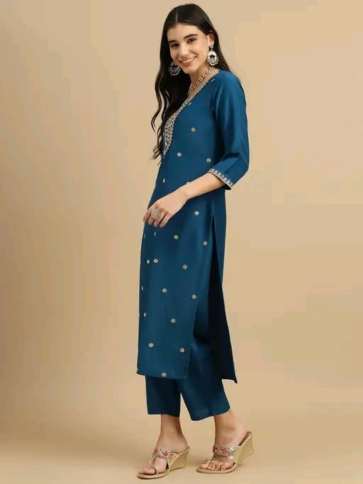 Image of Women's Embroidered Straight Kurta Set with Pant and Floral Silk Dupatta