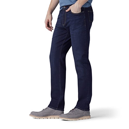 Image of Lee Men's Legendary Regular Fit Tapered Leg Jean
