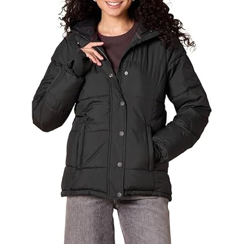 Amazon Essentials Women's Quilted Hooded Puffer Coat Cover
