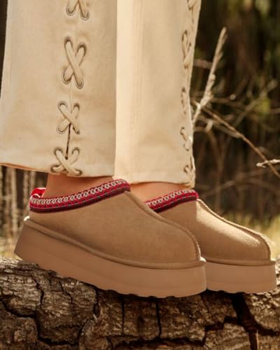 Image of Platform Slippers Mini Boots for Women Fleece Lined Snow Boots Anti-Slip Snow Platform Slippers for Women Winter Outdoor