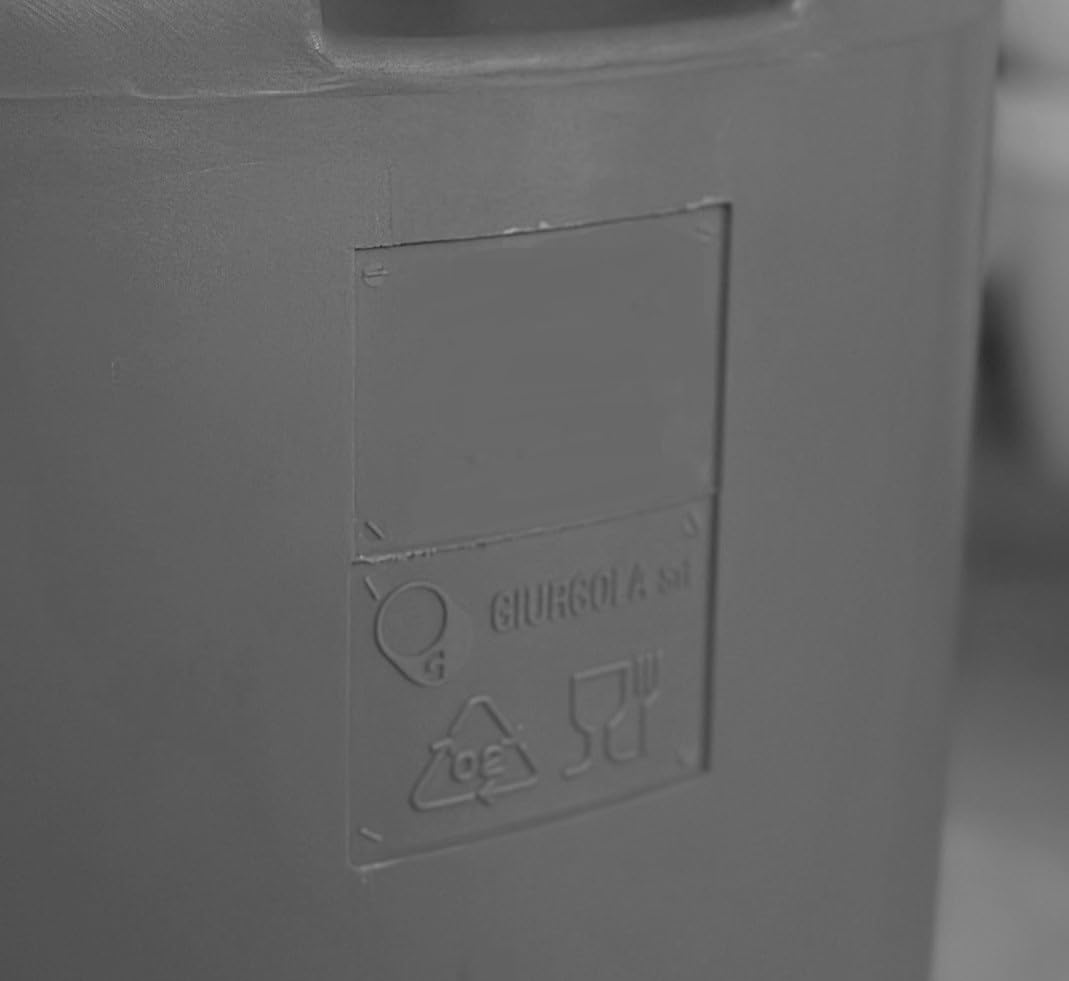 Réservoir polyéthylène pour Eau parallélélépipède rectangulaire Haut Mod. 300 litres Gris Made in Italy
